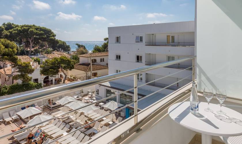 Superior room with balcony Triton Beach Hotel Cala Ratjada