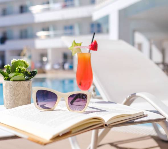 Pool bar Welikehotel Triton Beach Hotel Cala Ratjada