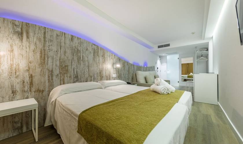 Junior suite Welikehotel Triton Beach Hotel Cala Ratjada