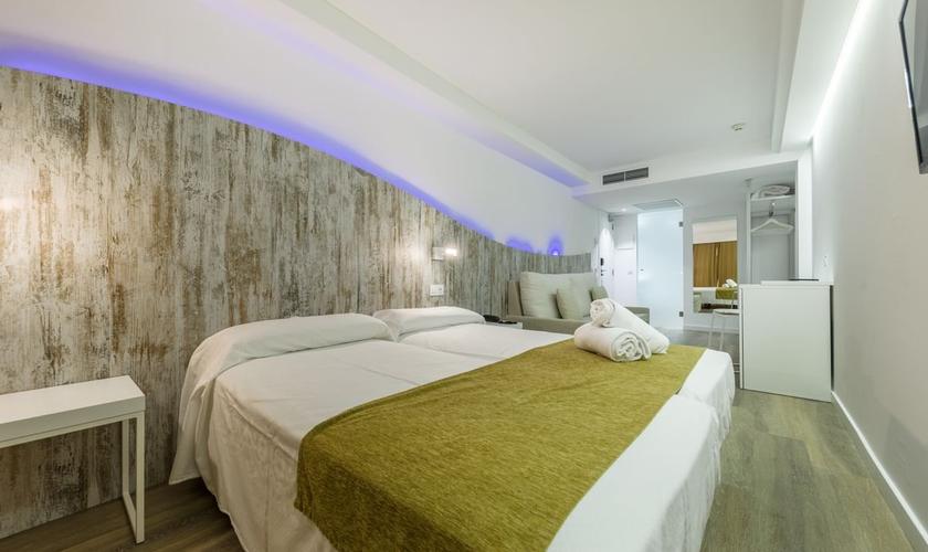 Junior Suite Welikehotel Triton Beach Hotel Cala Ratjada Junior Suite Welikehotel Triton Beach Hotel Cala Ratjada